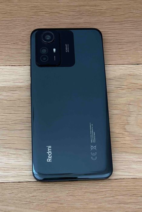 Xiaomi 12S 256gb с нов калъф и 4-ри протектора за екран