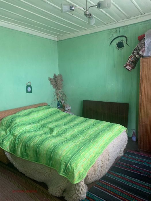 Продавам къща в гр.Карлово,кв.Сушица