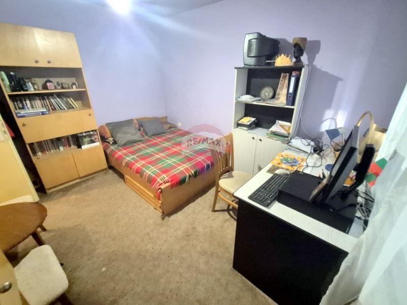 Продава се Четиристаен апартамент в Варна, Лятно кино Тракия - 100 кв.м за 2200 €/кв.м - Снимка #9