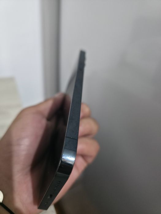 Vând IPhone 12 pro max