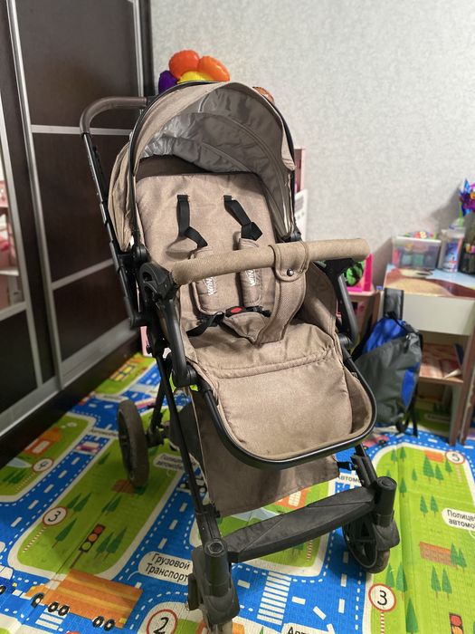 Продаю детскую коляску TEKNUM A10