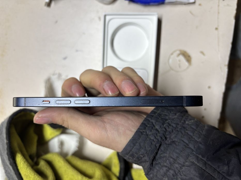 Iphone 13 128g синний