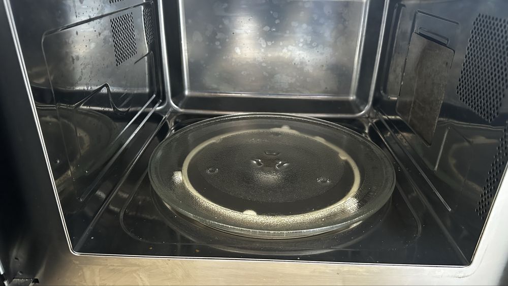 Микровълнова за вграждане SIEMENS -ДЕФЕКТ