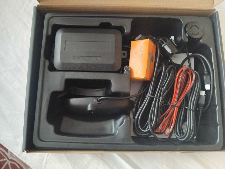 Парктроник 4сензора дисплей и звукова сигнализация