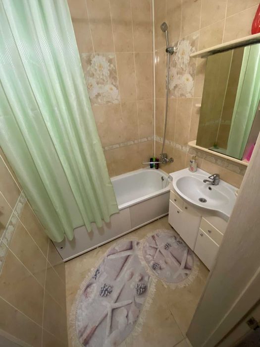 Продам 3 комн.кв. (Золотой Квартал)