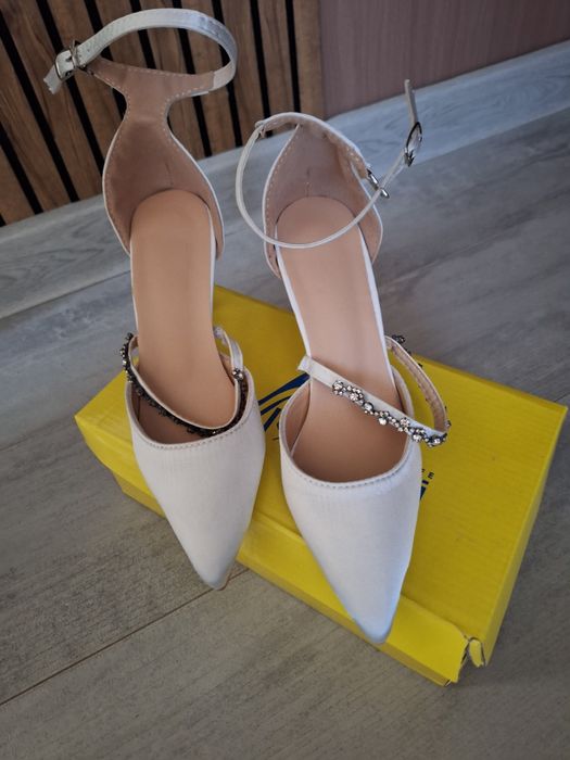 Туфли сатылады 35/36 размер