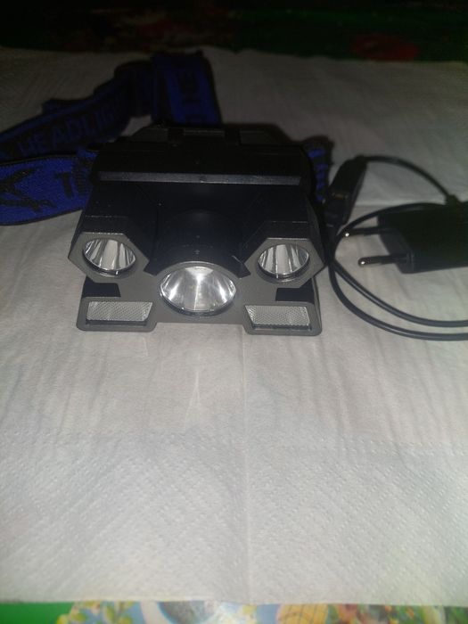 Lanternă pentru cap