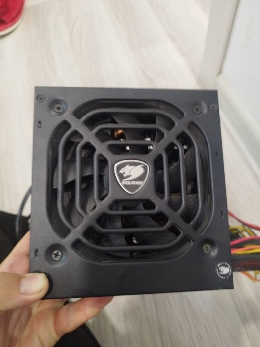 Продаю БП на 500W Cougar