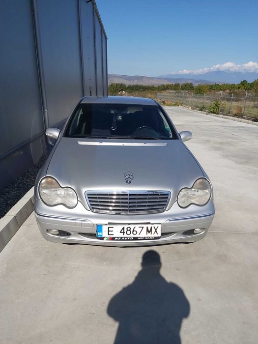 Mercedes-Benz C 220