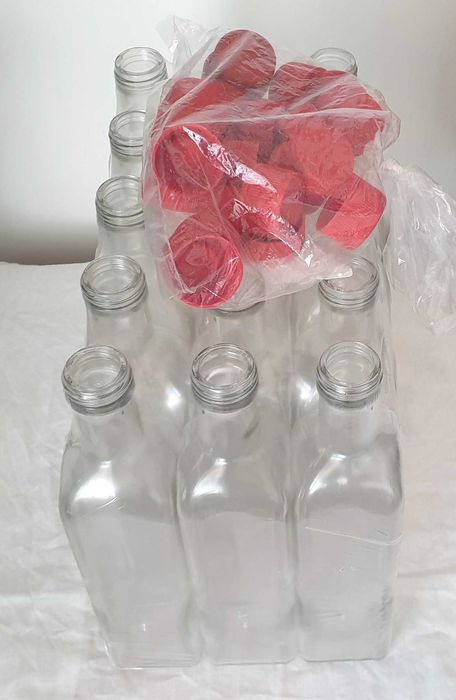 Стъклени прозрачни бутилки (30 бр, 500мл, капчки)