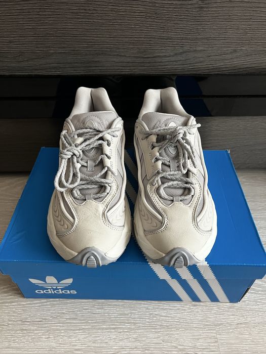 Оригинални маратонки Adidas Oznova W