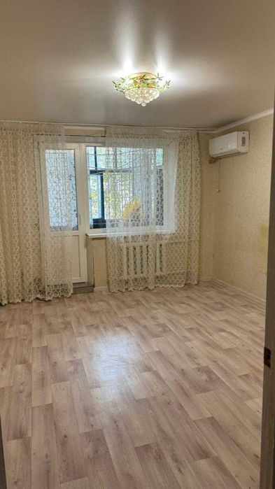 продается 2 комн кв р-н Ремзавод