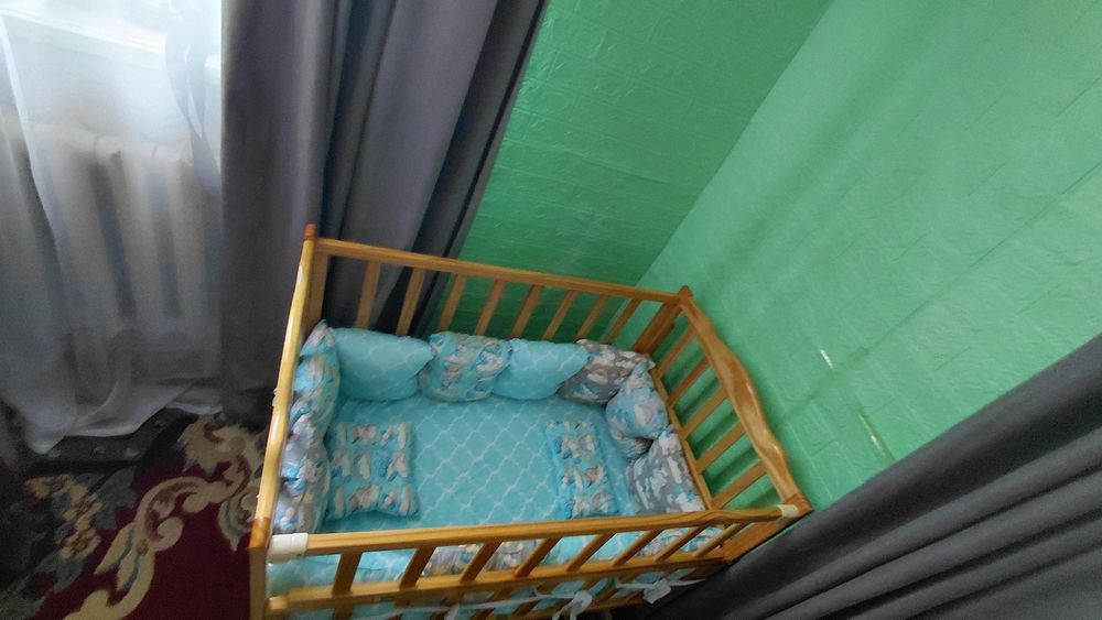 Продам манеж есть от него люлька