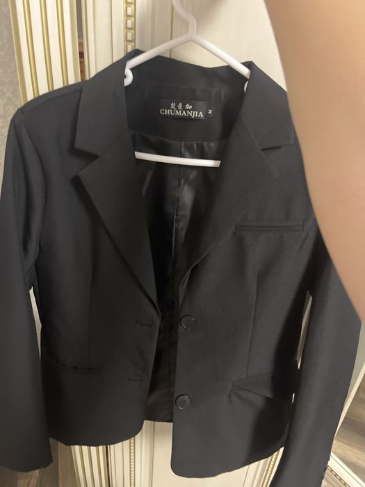 Продам женский пиджак