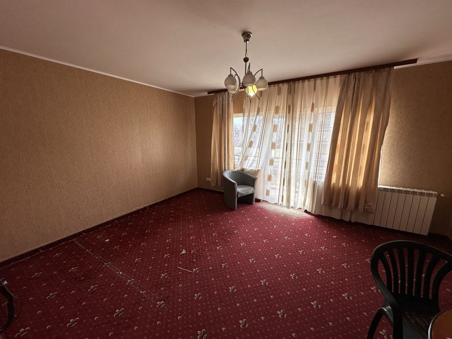 Vanzare casa in Bran