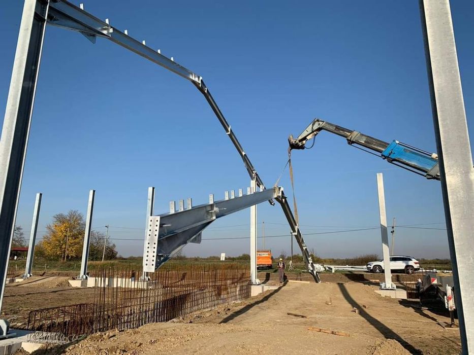 Vand hala metalica cu panouri sandwich conform proiect montaj la cerer