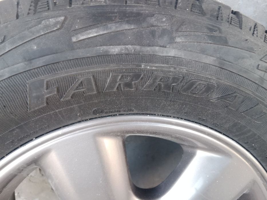 Продам шины с дисками 265/65/R17