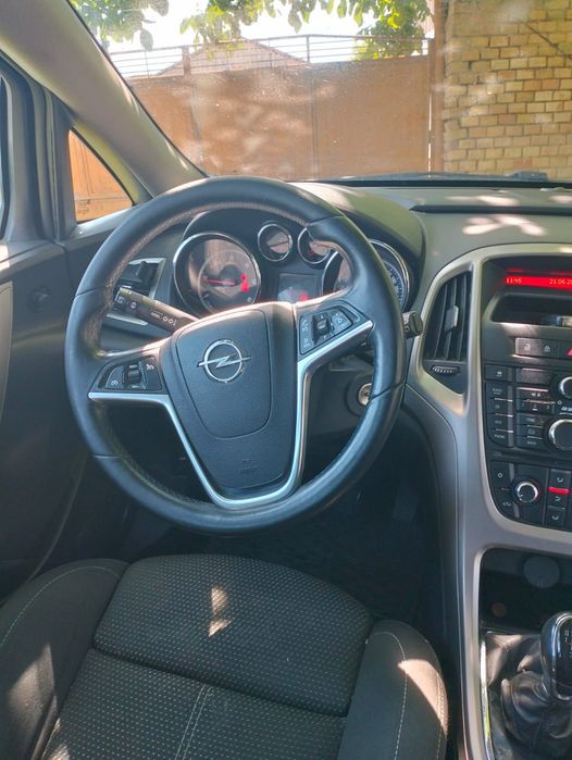 OPEL Astra 2012 — imagine 3