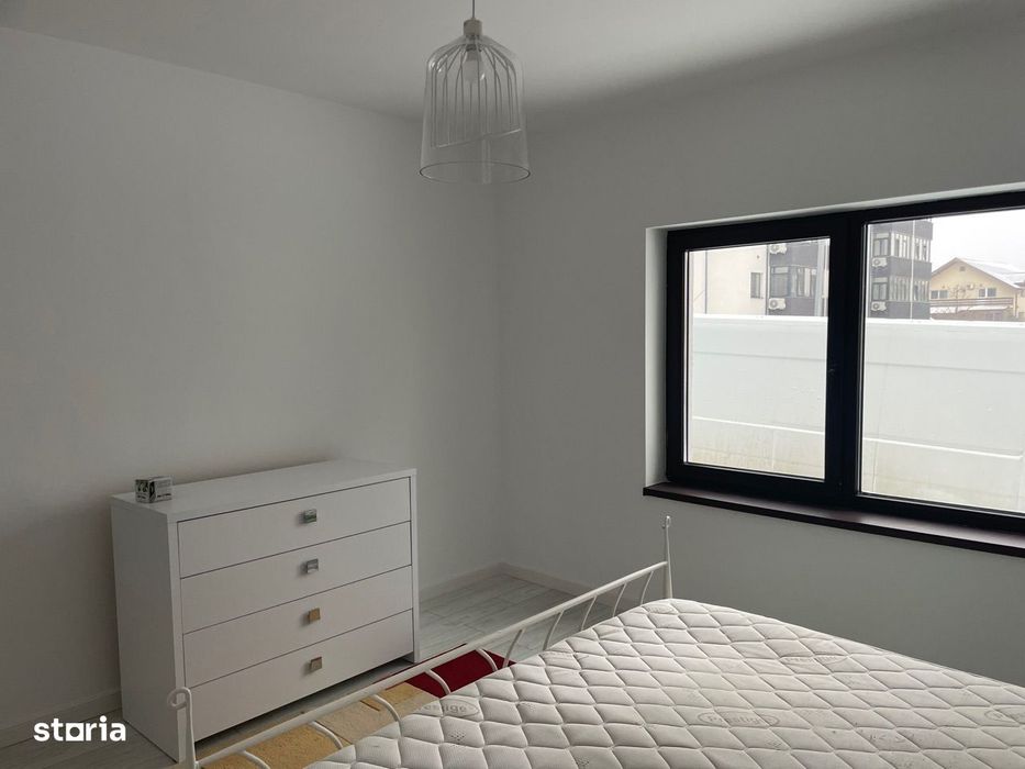 Inchiriere-Apartament 2 camere-Pacurari/mall Moldova