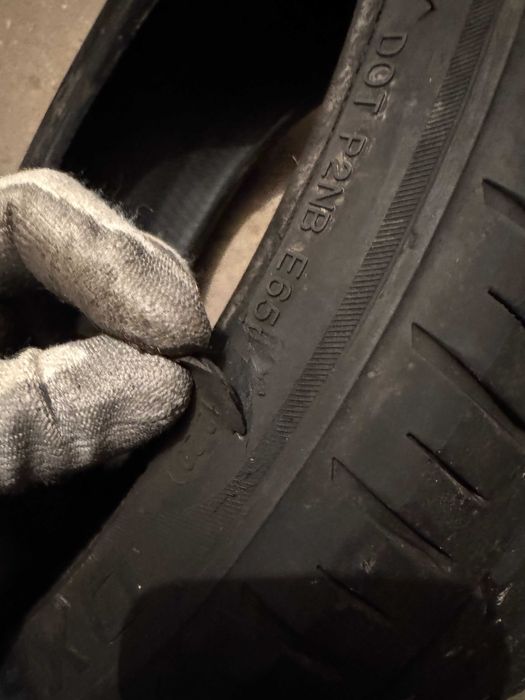 Cauciucuri de vara  205 40ZR17 si 185/65R15