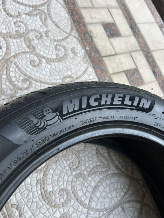 Donali michelin balon sotiladi 235/55/19