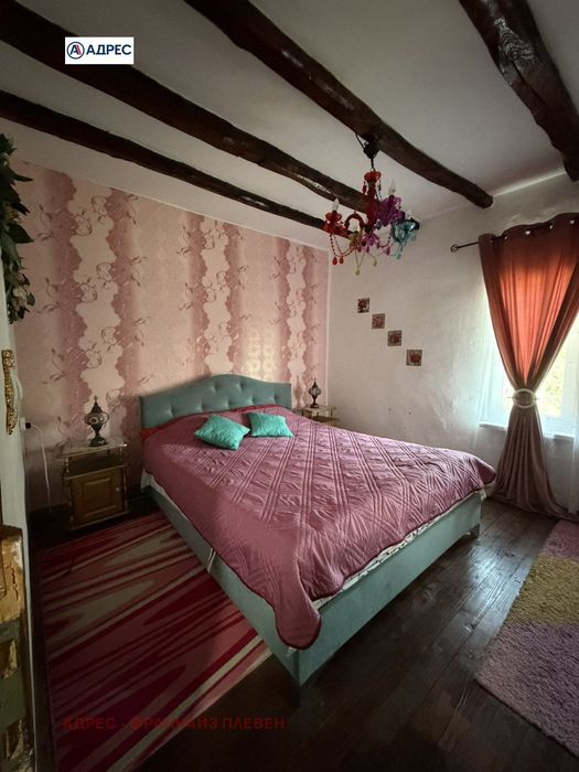 Къща в Ловеч, област-с.Добродан площ 96 цена 150000