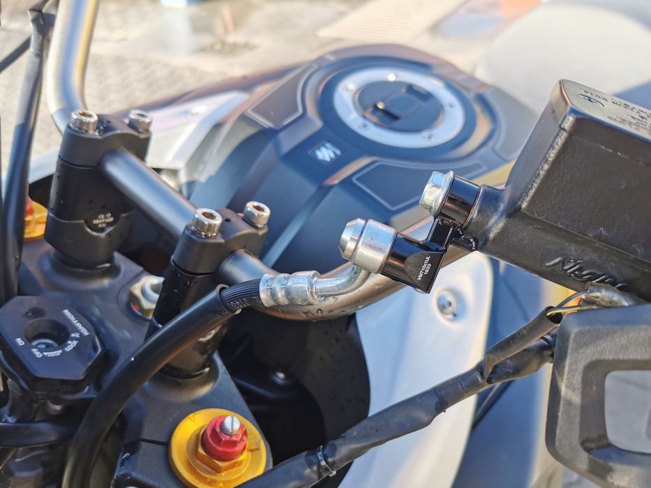 Suzuki v strom 1000 dl