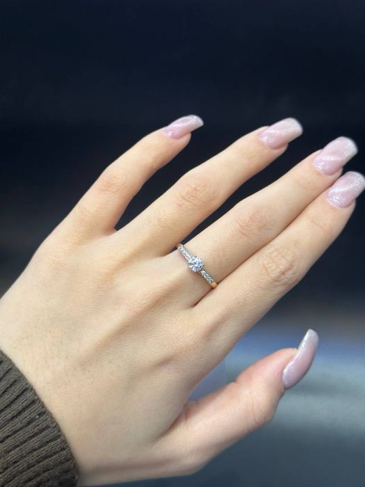 Золото 585  Кольцо Масса: 0,91