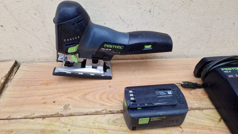 Fierastrau pendular Festool PSC 420 EB