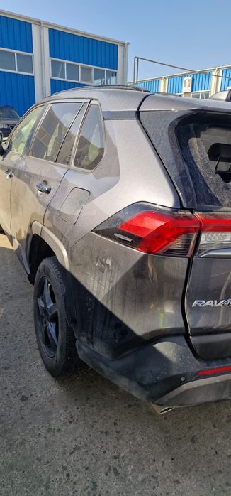 TOYOTA RAV4 2021 — imagine 4