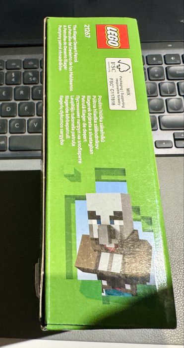 LEGO Minecraft: Patrula Illager de desert 21267 sigilat