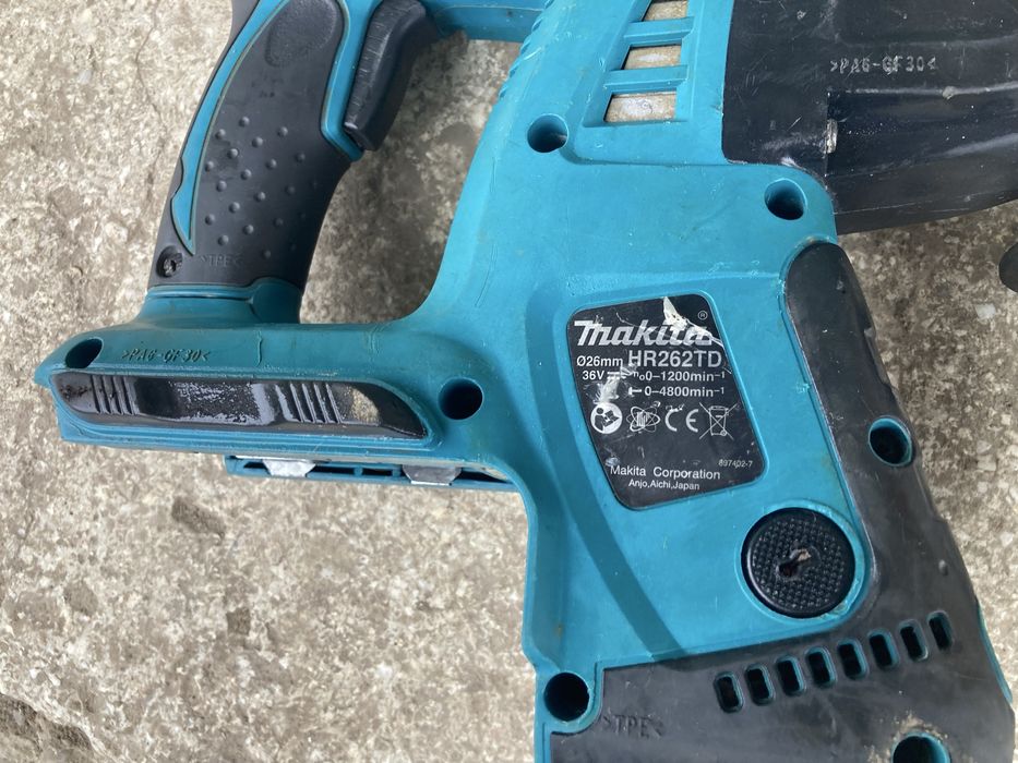 Rotopercutor Makita 36V HR 262TD doar Corp