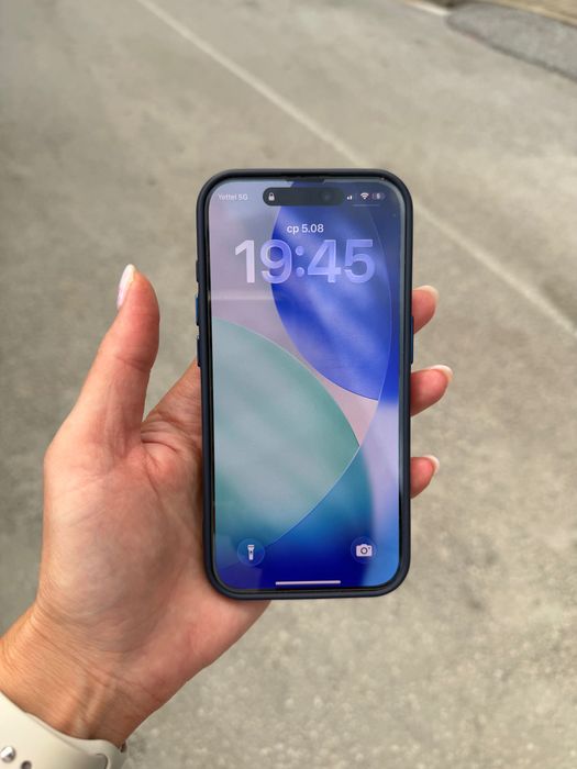 IPhone 15 pro 128 GB