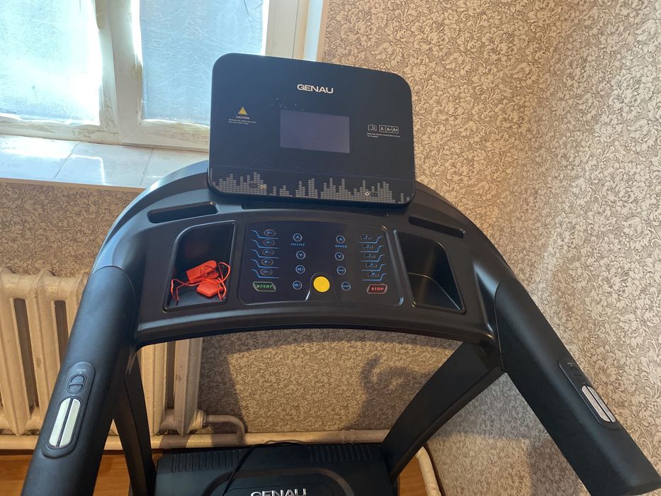 Беговая дорожка от компании Genau