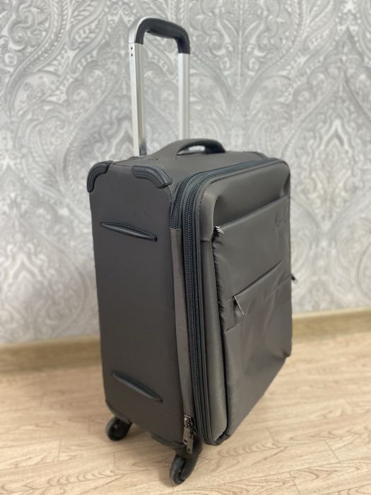 Продам Чемодан в хорошем состоянии