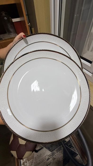 Продам сервизный набор