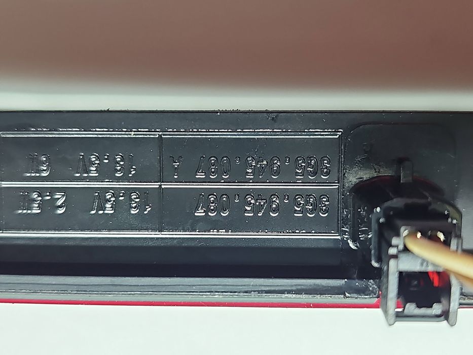 Stop auxiliar Volkswagen Passat B8 (3G2) [Fabr 2015-prezent] 3G5945087