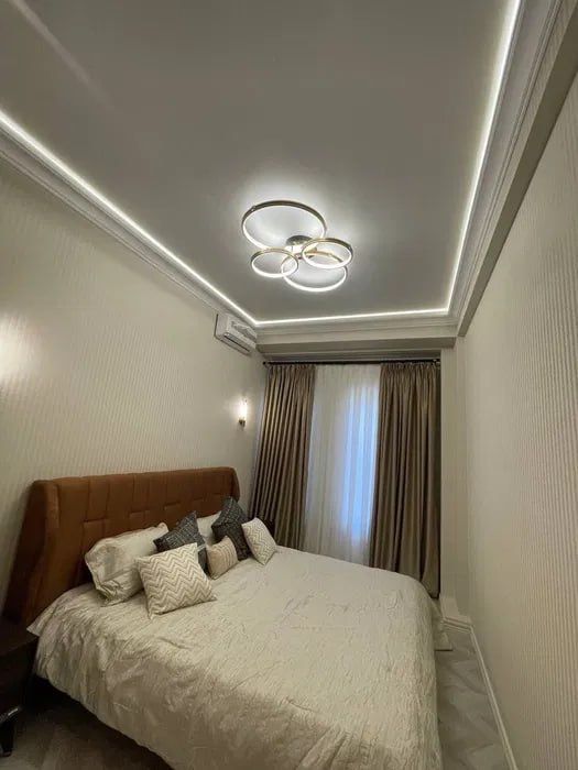 Шикарная квартира в Центре города  3/6/10 Метро Айбека Гранд Мир Цум