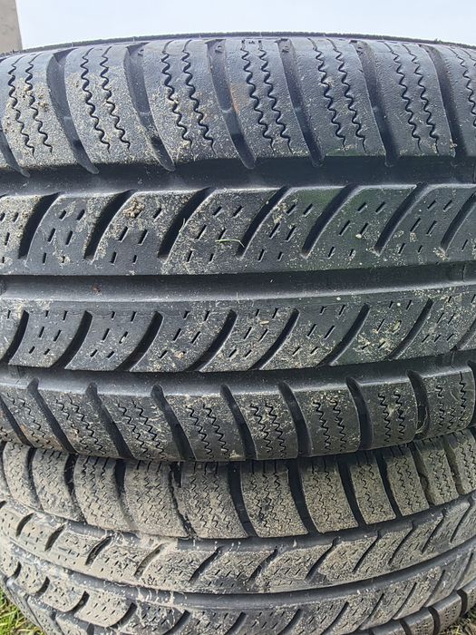 Vand 2 roti 205/65/16 C