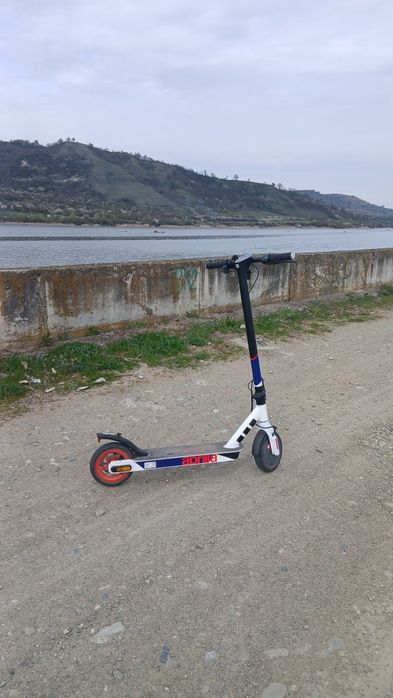 Trotineta electrica Aprilia URGENT
