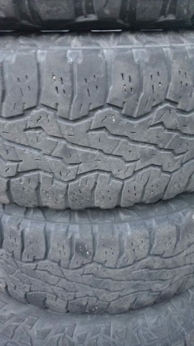 Продам шины 265х70r17