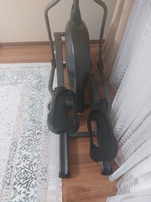 Эллиптический тренажер