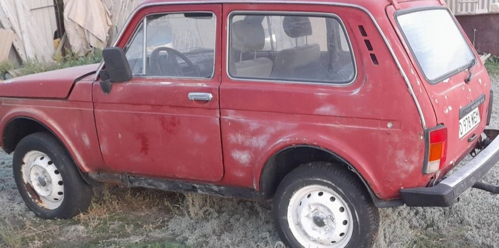 Нива. сатылады..