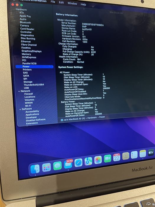 Laptop MacBook Air 13" Early 2015 – i7, 8GB RAM, 256GB SSD