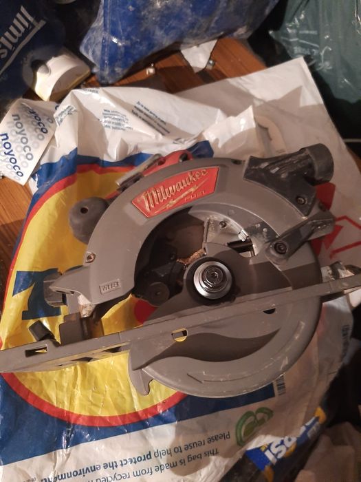 Milwaukee circul ccs55 fuel