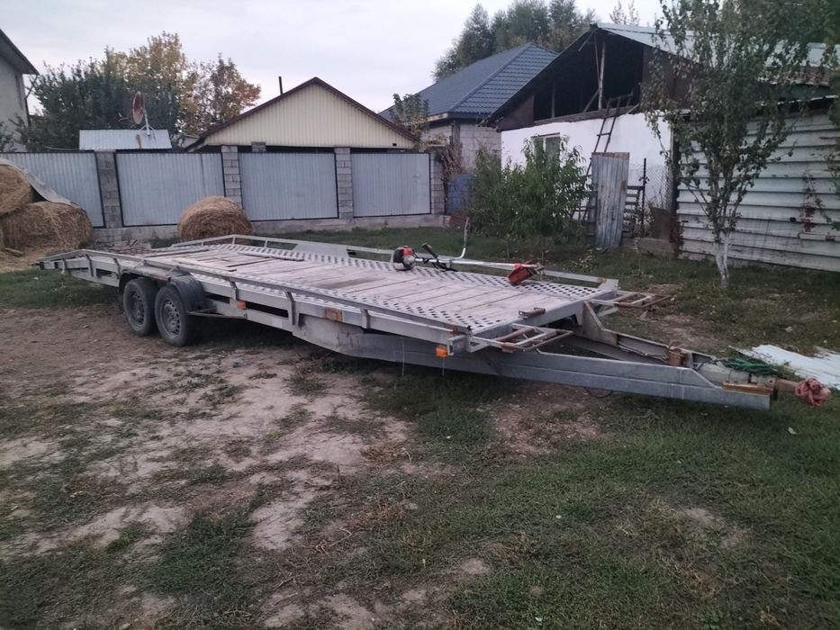 Прицеп автовоз...