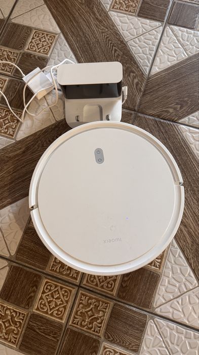 Робот пылесос xaiomi vacuum e10