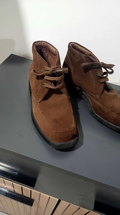 Продавам обувки .Geox Cubanas и други.Естествена кожа.