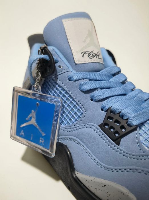 Jordan 4 University Blue