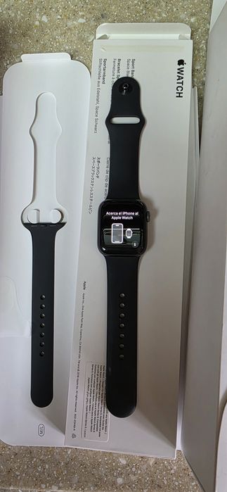 Продаётся часы 5  WATCH